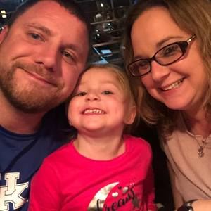 Meet your Posher, Tiffany